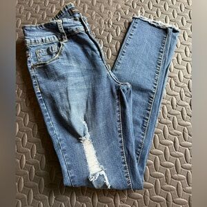 Trendy Distressed Skinny Jeans in Blue